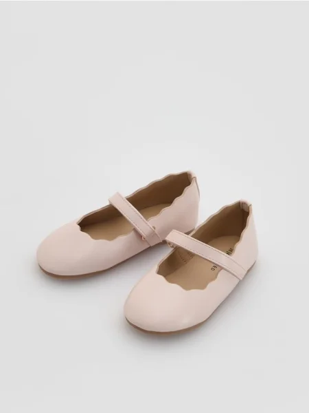 Кожаные балетки Reserved розовые