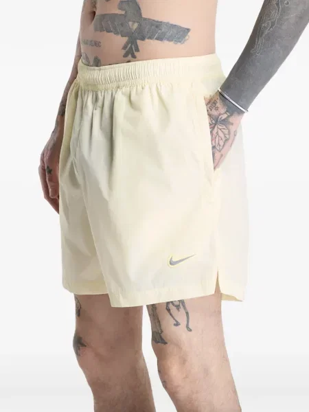Pantaloni scurți Nike cu autograf galben