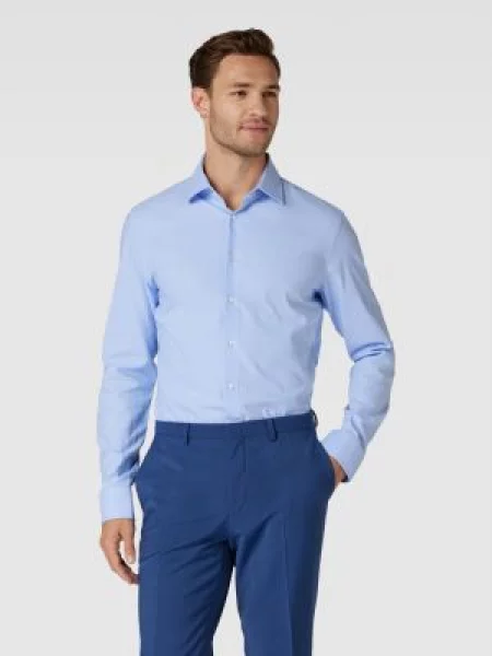 Koszula biznesowa o kroju slim fit z kołnierzykiem typu kent Seidensticker błękitna