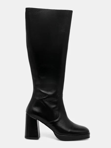 Кожаные сапоги Jonak черные