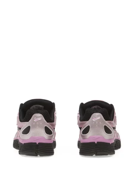 Маратонки Nike розово