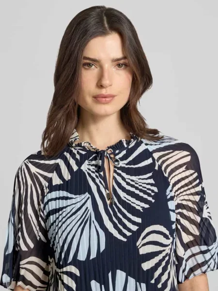 Bluzka w stylu koszuli o kroju regular fit w plisowanym wyglądzie S.oliver Black Label czarna