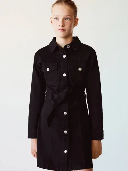 Krótka sukienka denimowa black denim Dzieci 8 MANGO KIDS czarna