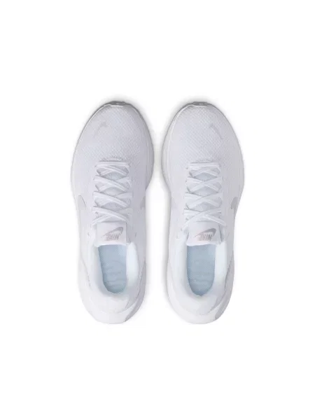 NIKE Běžecká obuv Revolution 8 světle šedá bílá