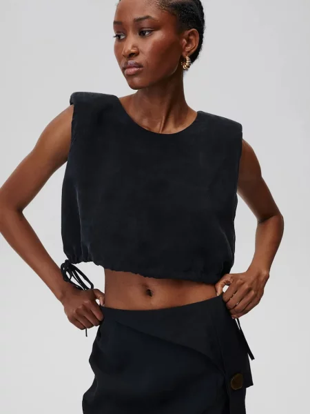 Bluza Undress Code Persephone Top za žene bez uzorka crna