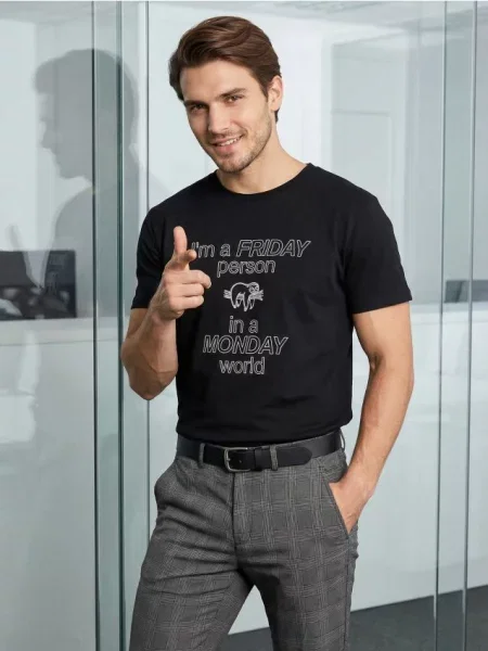 Sinsay koszulka z napisem czarny