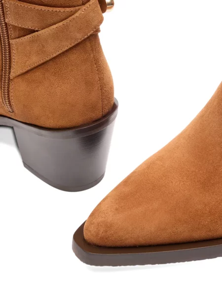 Botine Stuart Weitzman din piele de căprioară cu cataramă maro