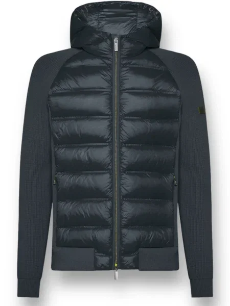 Яке Rrd черно