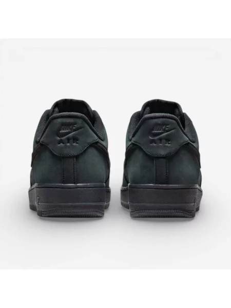 Pantofi Nike din nubuc negru