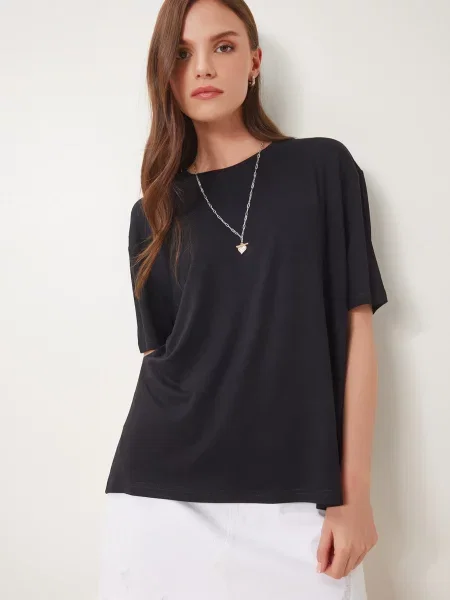 Happiness İstanbul Majica črna