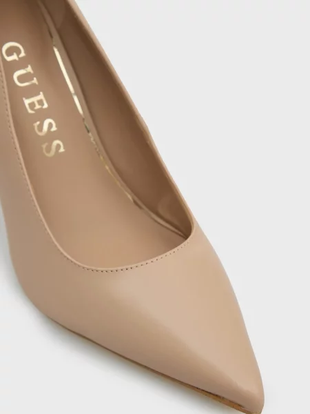 Кожаные туфли Guess бежевые