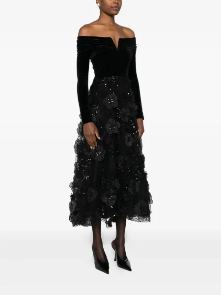 Rochie Nissa cu model floral de costum negru