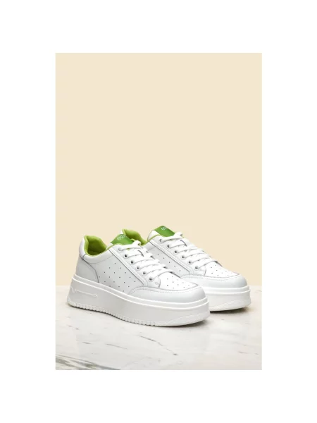 Кеди Estro білі