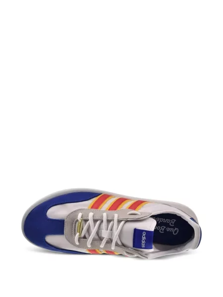 Prugaste sandale Adidas bijela