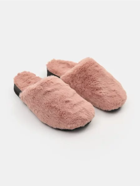 Капці зі штучним хутром бежевий