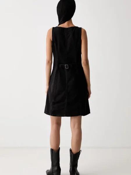 Sukienka mini casualowa z czystej bawełny z listwą guzikową Levi's czarna