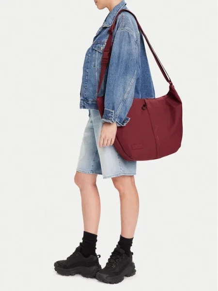 Hunter Geantă Vișiniu