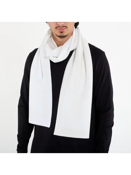 Зимен шал Calvin Klein Emblem Aop Jcq Fine Rib Scarf Бежов бяло