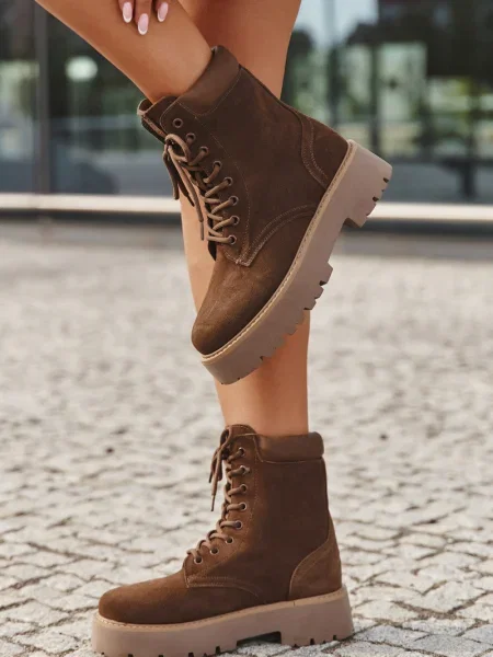 Škornji Big Star Shoes iz semiša rjava