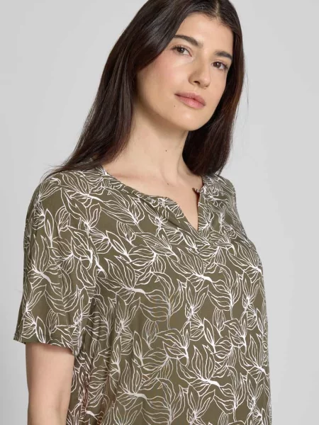 Bluzka o kroju slim fit z kołnierzem z lamówką Christian Berg Woman