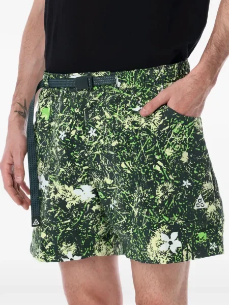 Pantaloni scurți Nike cu imagine din poplin negru