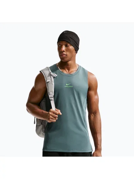 Tricou de antrenament bărbați Nike Pro Training Dri-Fit mineral slate/green strike verde