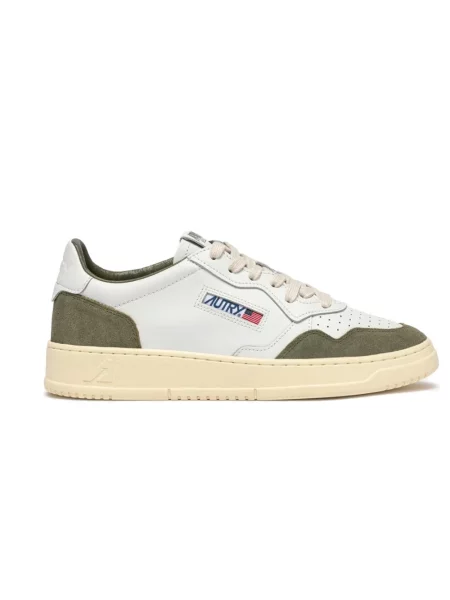 Sneakersy Autry zamszowe białe