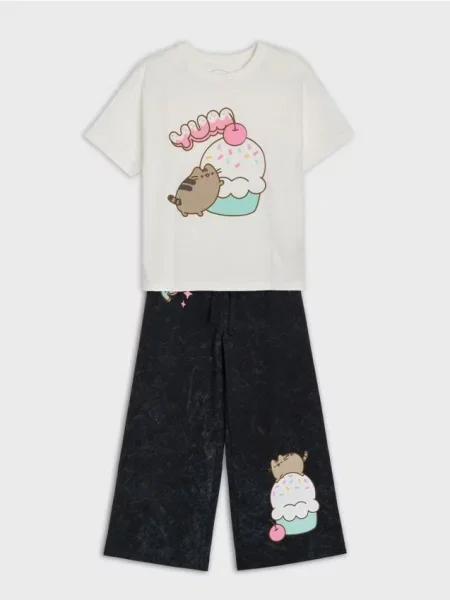 Sinsay set: tričko a kalhoty Pusheen the Cat vícebarevná