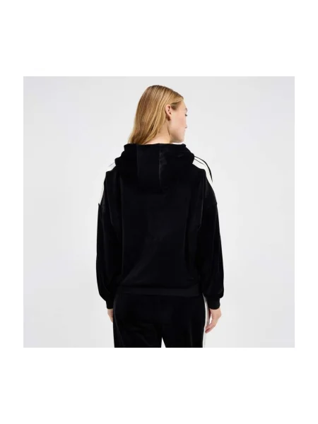 Ruha Ellesse fekete