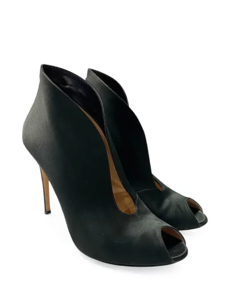 Pantofi cu toc Gianvito Rossi cu vârf deschis negru