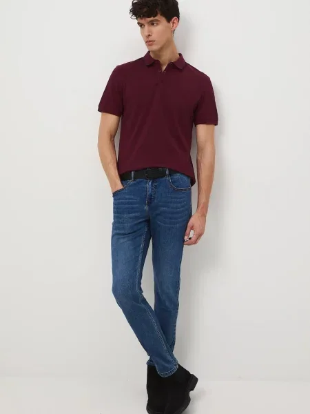 Тениска с яка Medicine с изчистен дизайн бордо