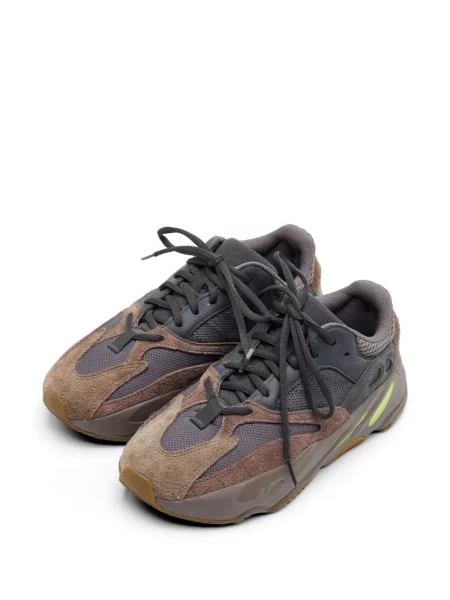 Sneakerși Adidas Yeezy maro