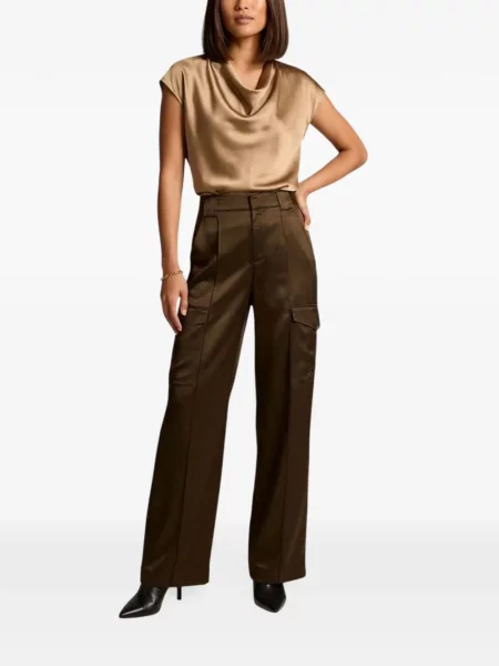 Pantaloni Vince din satin verde