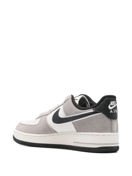 Sneakerși Nike Vomero din piele alb