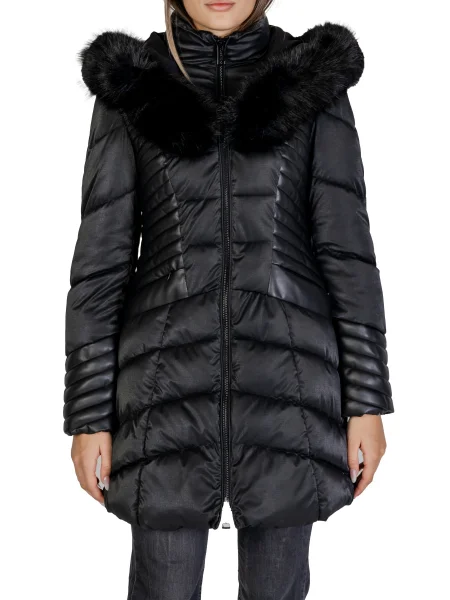 Яке Guess OXANA зимен модел черно