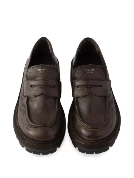 Pantofi loafer Prada din piele maro