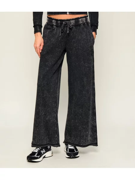 Juicy Couture Jogger nadrág Annen | low rise fekete