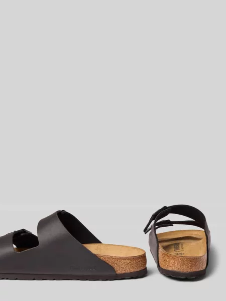 Kapcie z skóropodobny model ARIZONA' Birkenstock czarne