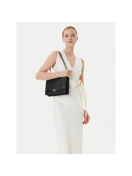 Geantă Aigner Diadora S negru