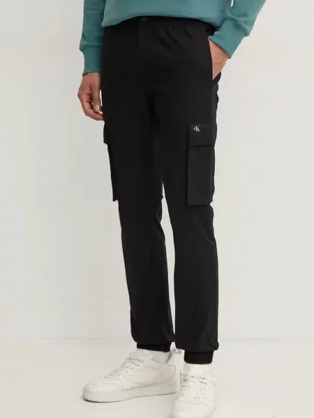Kalhoty Calvin Klein Jeans ve střihu cargo černá