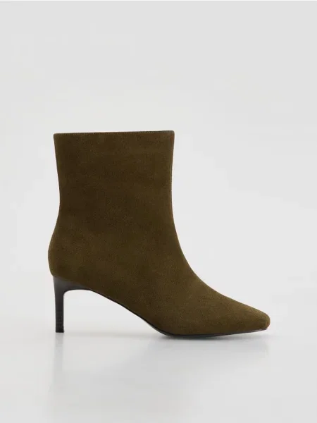 Замшевые ботильоны Reserved зеленые