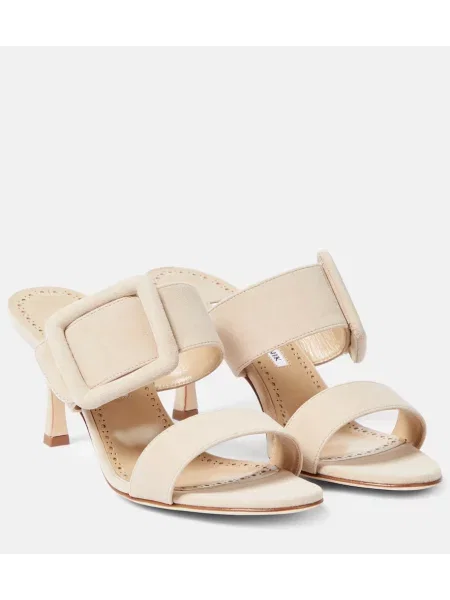 Sandale Manolo Blahnik din piele de căprioară bej