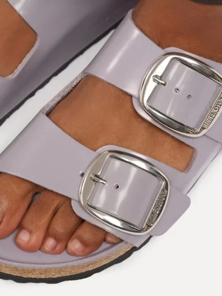 Кожаные шлепанцы Birkenstock с пряжкой