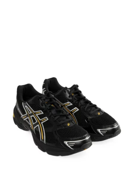 Sneakerși Asics maro