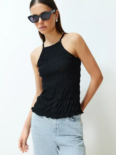 Bluză Trendyol tricotate cu gât halter cu bretele negru