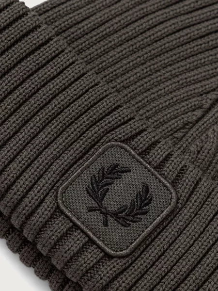 Fred Perry шапка