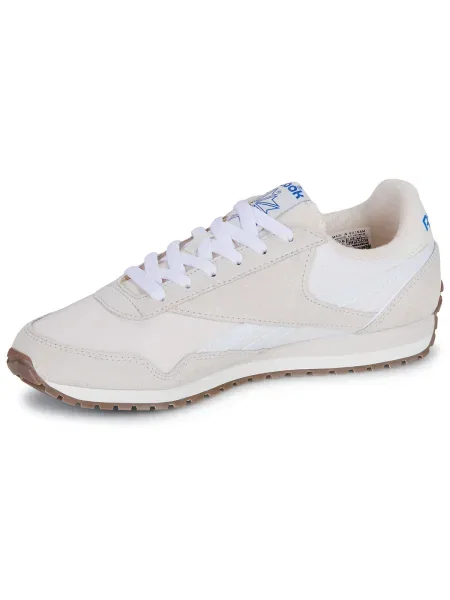 Sneakerși Reebok de lână alb