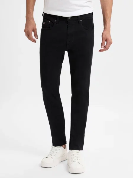 Jeansy o kroju slim fit z 5 model ‘AUSTIN’ Tommy Jeans czarne