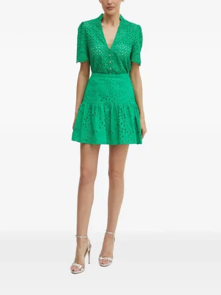 Top Morgan cu broderie verde