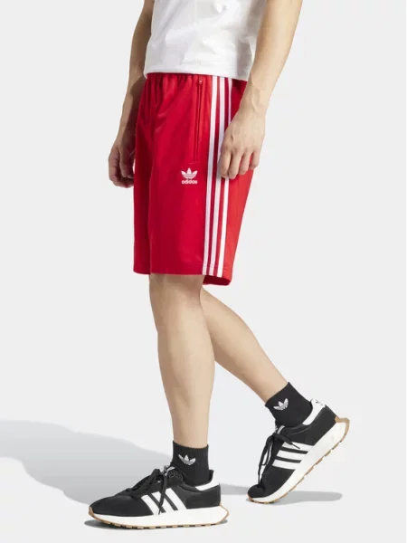 Adidas Originals pantaloni scurți barbati rosu roșu